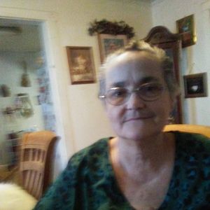 Meet your Posher, Brenda